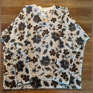 Garnet Hill Cashmere V‑Neck Sweater in Cream, Black & Blue